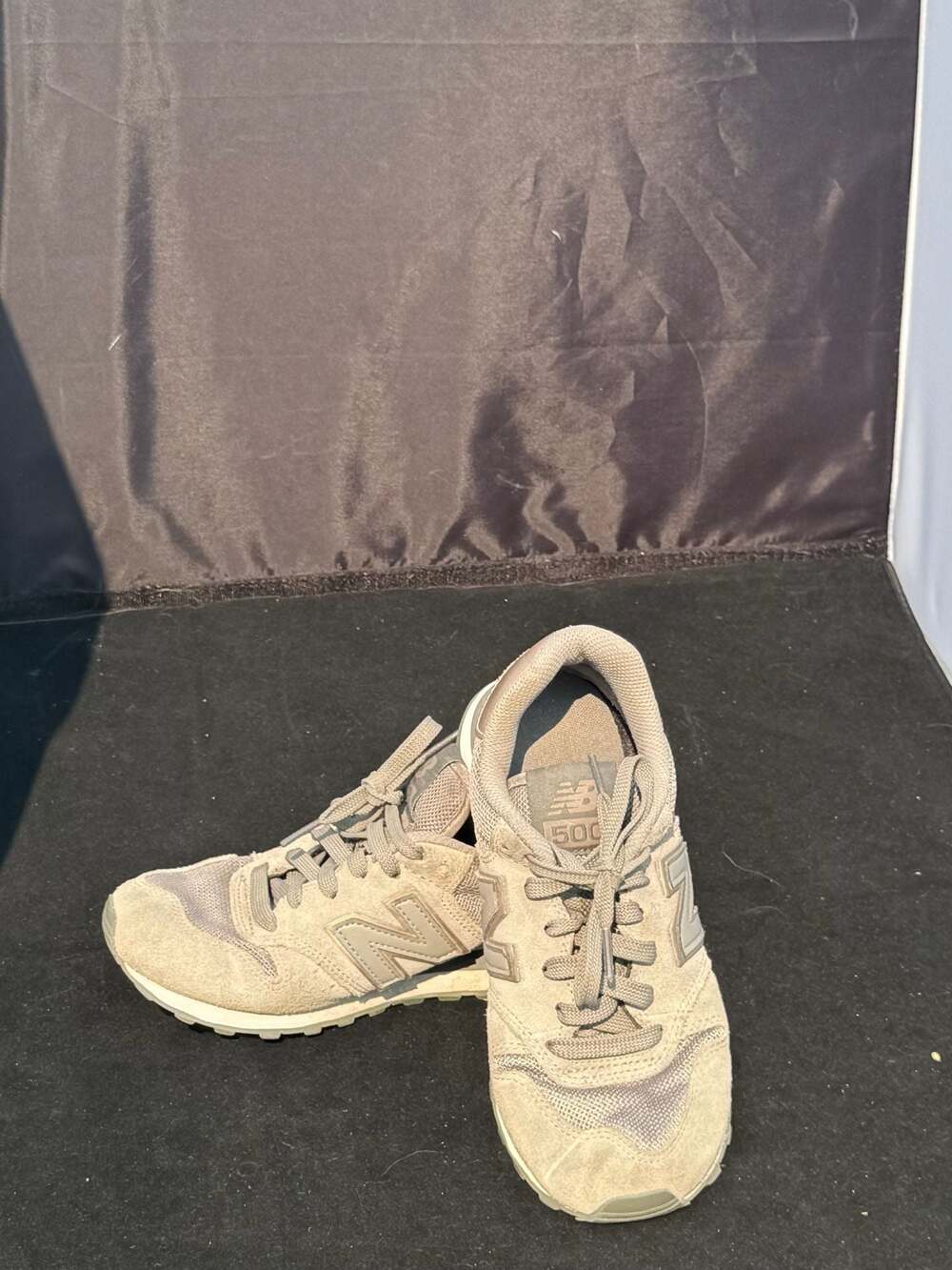 New Balance 500 Women's Gray Suede and Mesh Lace-Up Sneakers Womens 6.5